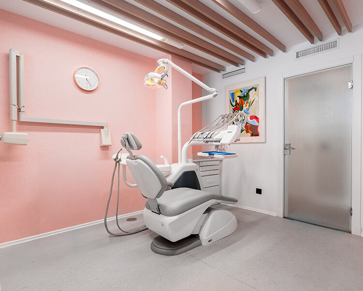 00-Gallery-4-dentist-dr-hotz_